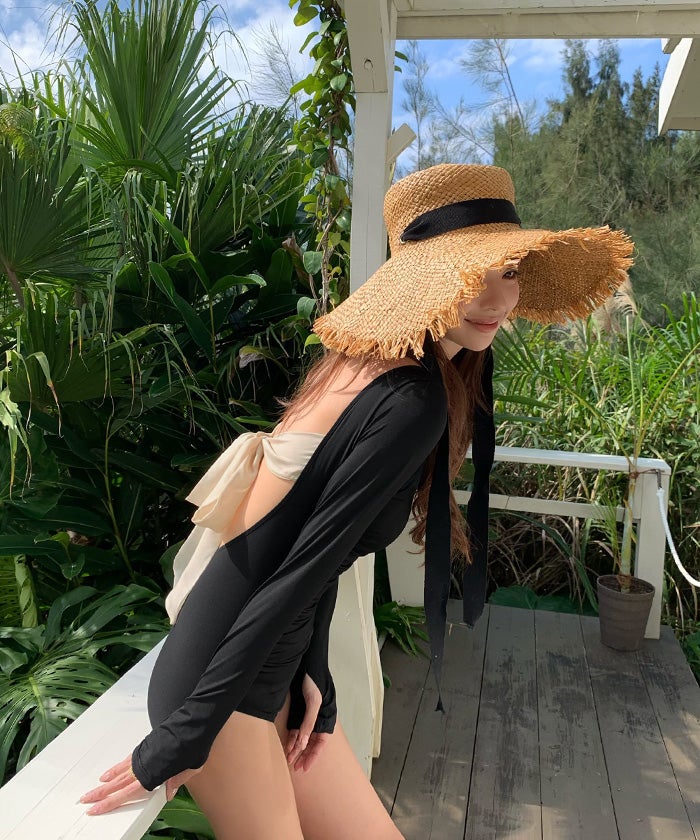 Seea 新品未使用　長袖ワンピース水着 Seea Hermosa One Piece Black|沖縄サーフィンショップ「YES SURF」